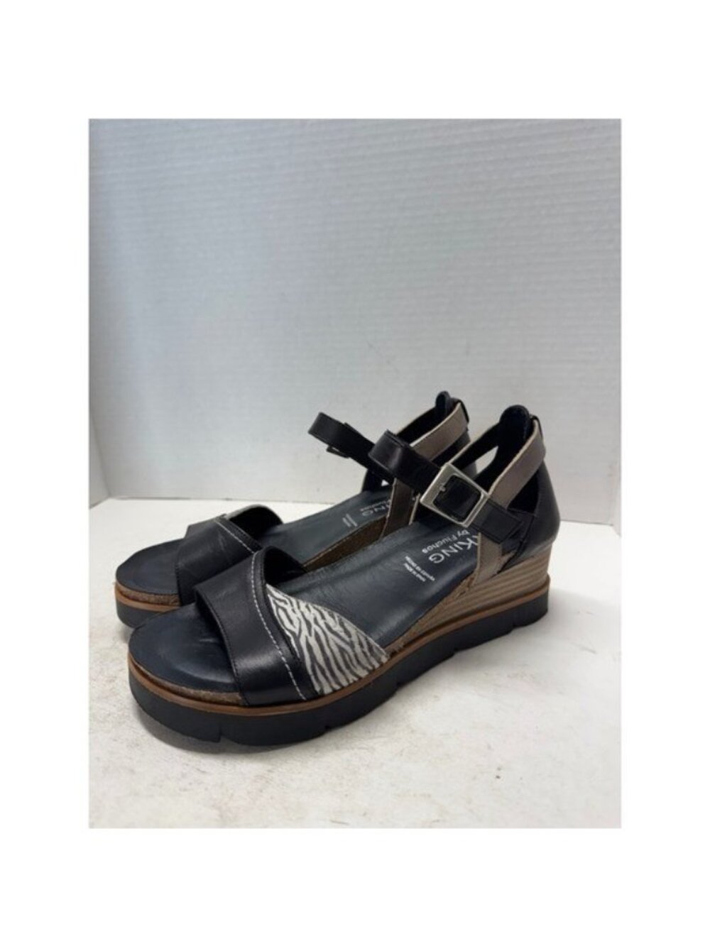 Dorking by Fluchos Black Leather Zebra Print Wedge Sandals Spain 37 6.5